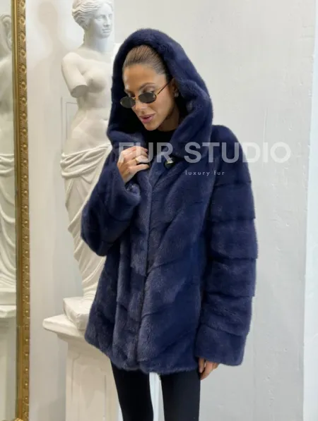 Короткая шуба из импортной норки с капюшоном - фото 3