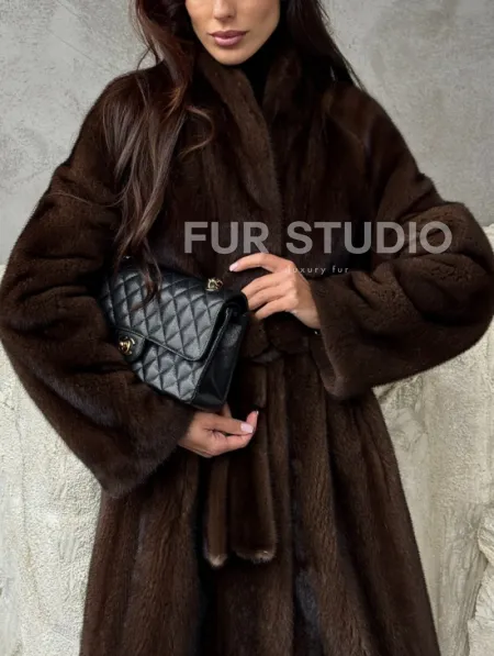 Пальто из норки с V-образным воротом - фото 1