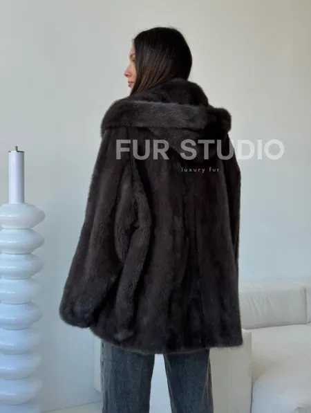 Норковый полушубок с капюшоном - фото 5