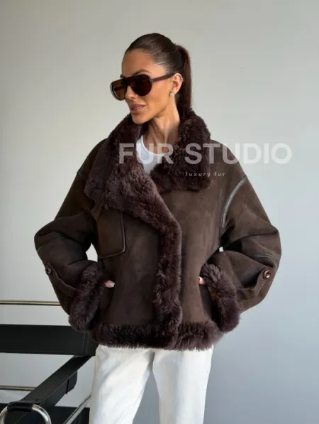 Женская двухсторонняя дубленка - фото 11