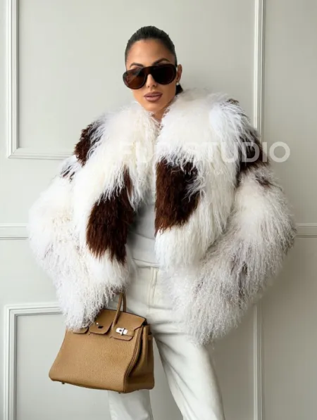 Шубка из ламы бело-коричневая - фото 8