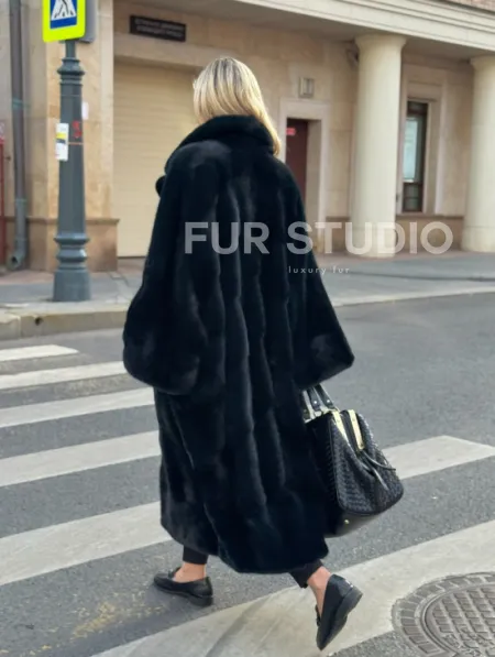 Зеленая норковая шуба - фото 9