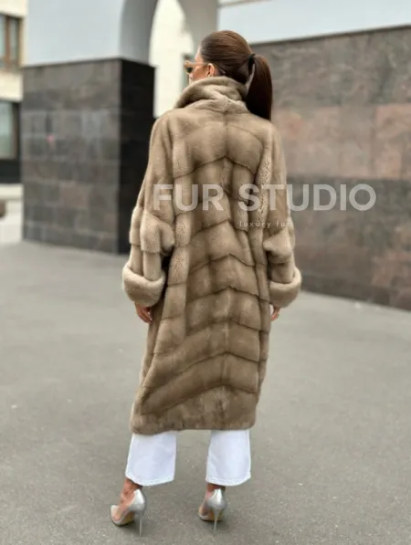 Норковая шуба в цвете пастель - аукционная норка - фото 3