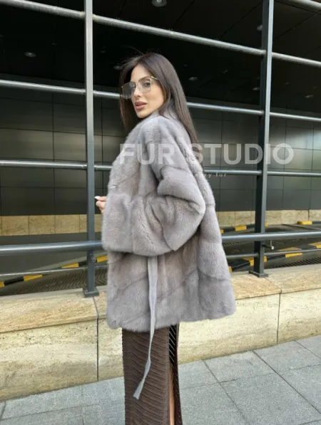 Шуба норковая дымчато-серого цвета - фото 8