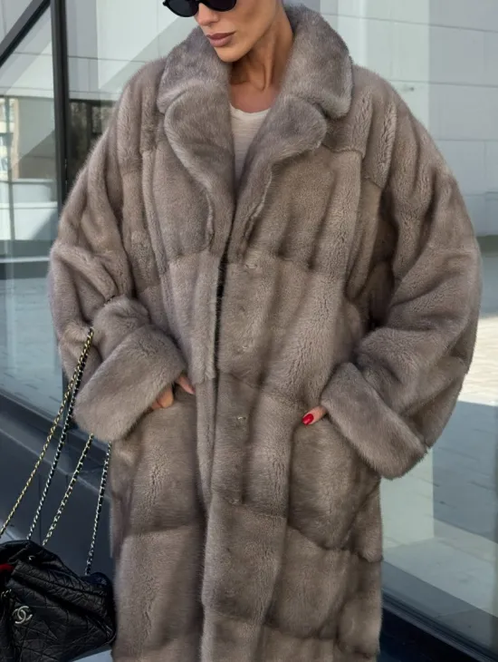 Шуба из меха норки в стиле «Oversize» - цвет сильвер - фото 2