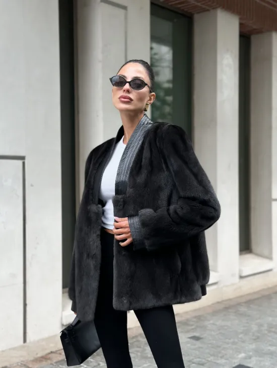 Жакет - шуба из меха норки с отделкой из кожи - графит - фото 3