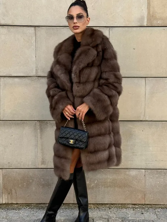 Шуба из куницы в цвете Tartufo  английский воротник - фото 9