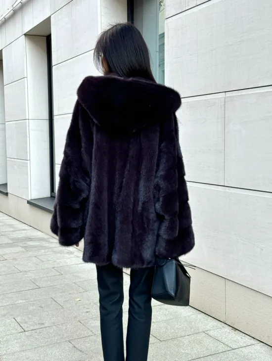 Меховое полупальто из аукционной норки с капюшоном Dark violet - фото 2