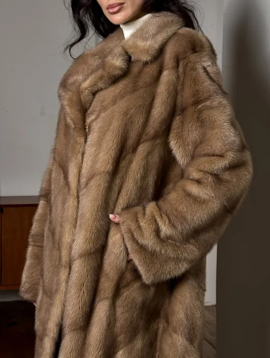 Норковое женское пальто из меха аукционной норки английский воротник - фото 1