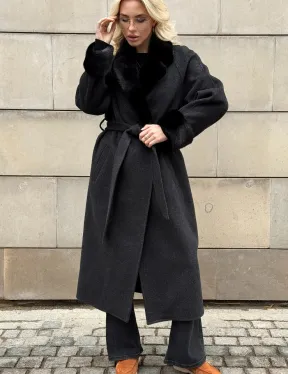 Женское демисезонное шерстяное пальто-халат с отделкой из меха норки - фото 5