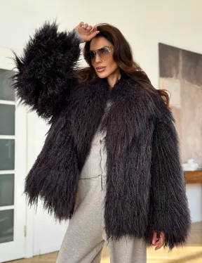 Полушубок из меха ламы в цвете графит - фото 7