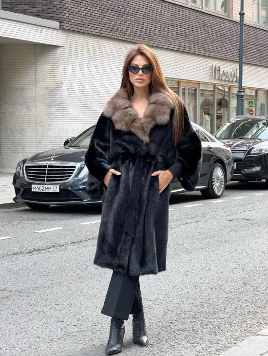 Черная шуба из аукционной норки с воротником из куницы- кимоно - фото 2