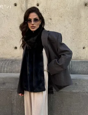 Черная норковая манишка - фото 13