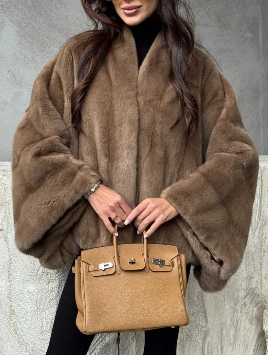 Норковое пончо с рукавами «летучая мышь» - фото 2