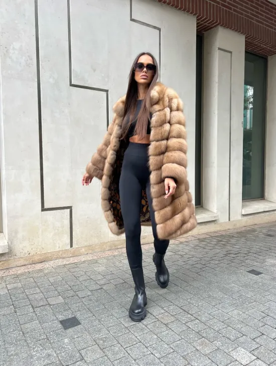 Шуба из лесной куницы - фото 5