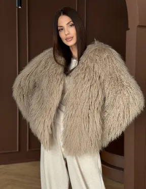 Шуба из натурального меха ламы - фото 12