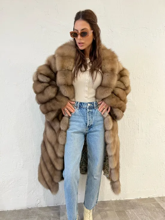 Шуба из меха куницы воротник шаль - фото 6