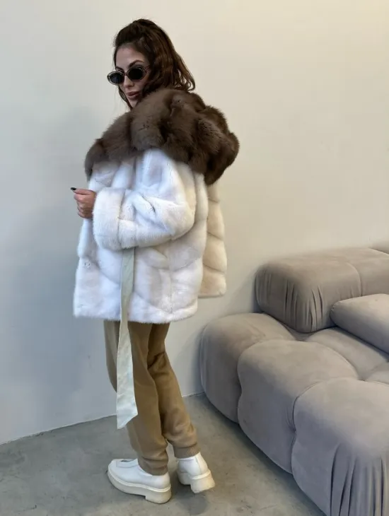 Норковая шуба - пончо с капюшоном из меха куницы - фото 3