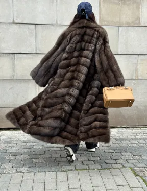 Шуба из меха баргузинского соболя - фото 10