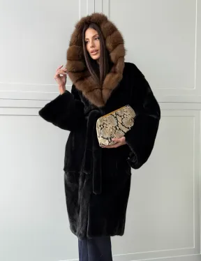 Норковая шуба фасон баллон с капюшоном куница - фото 15