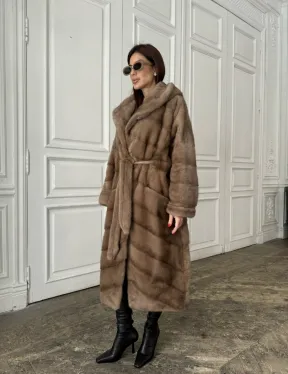 Норковое кимоно с капюшоном в цвете пастель - фото 6