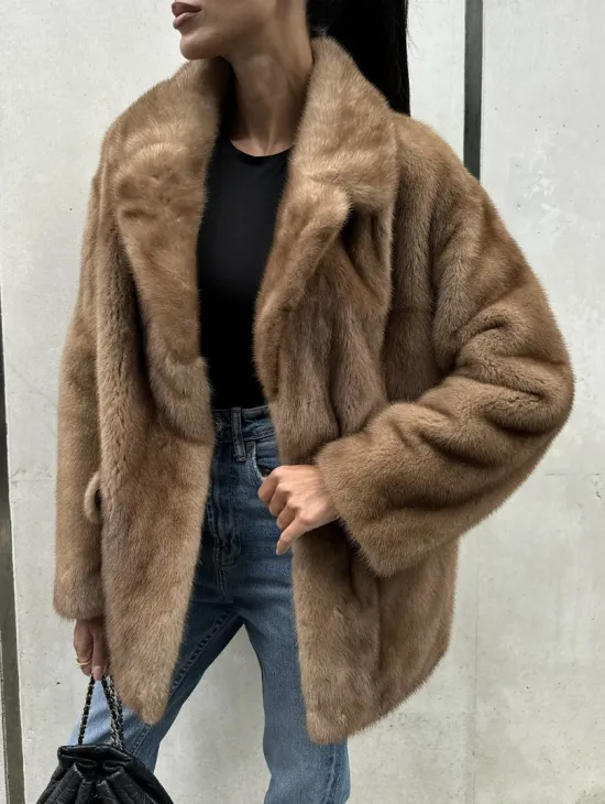 Женский норковый жакет в песочном цвете - фото 4